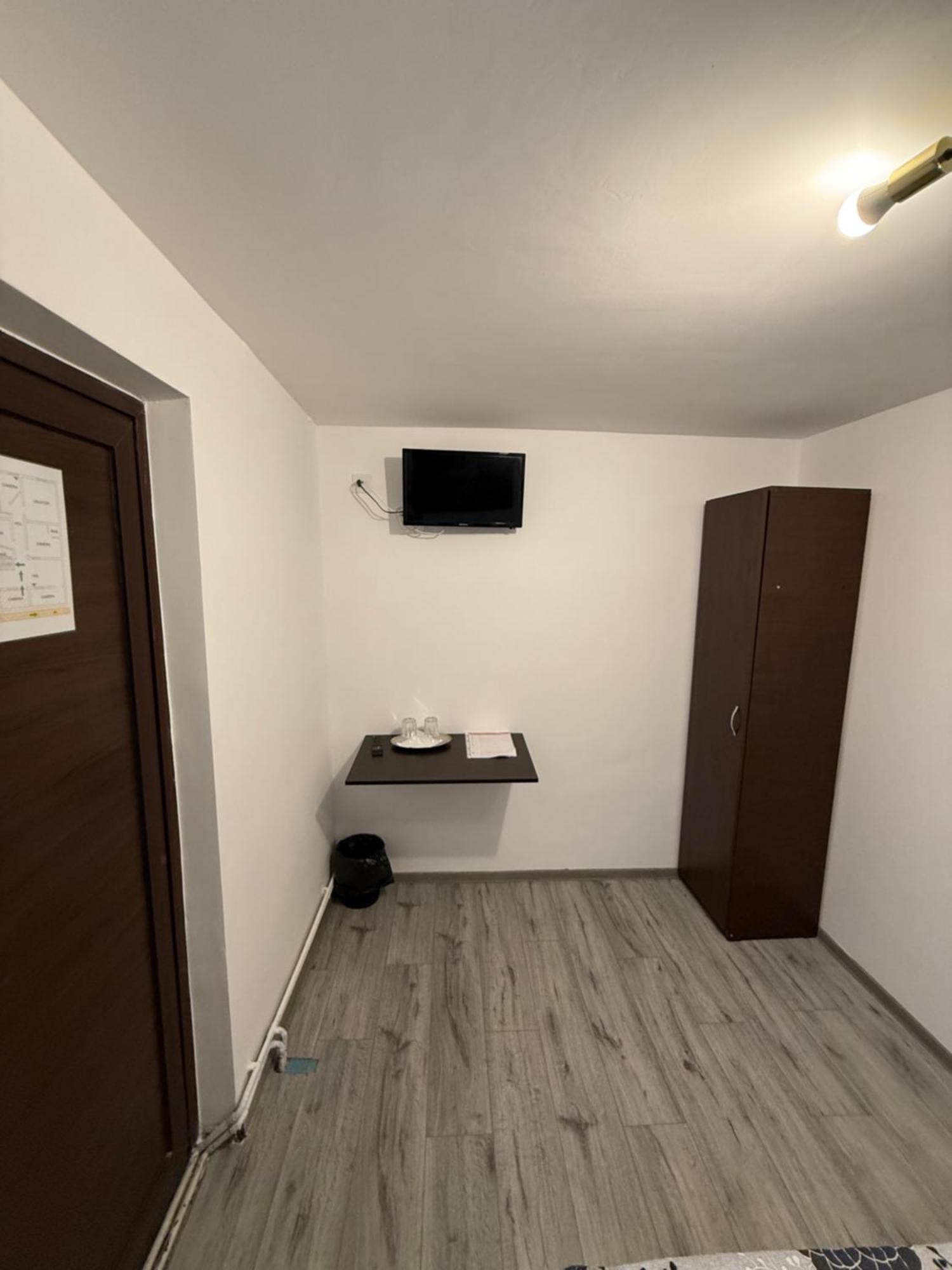 雅西Casa Bucovineana公寓式酒店 外观 照片